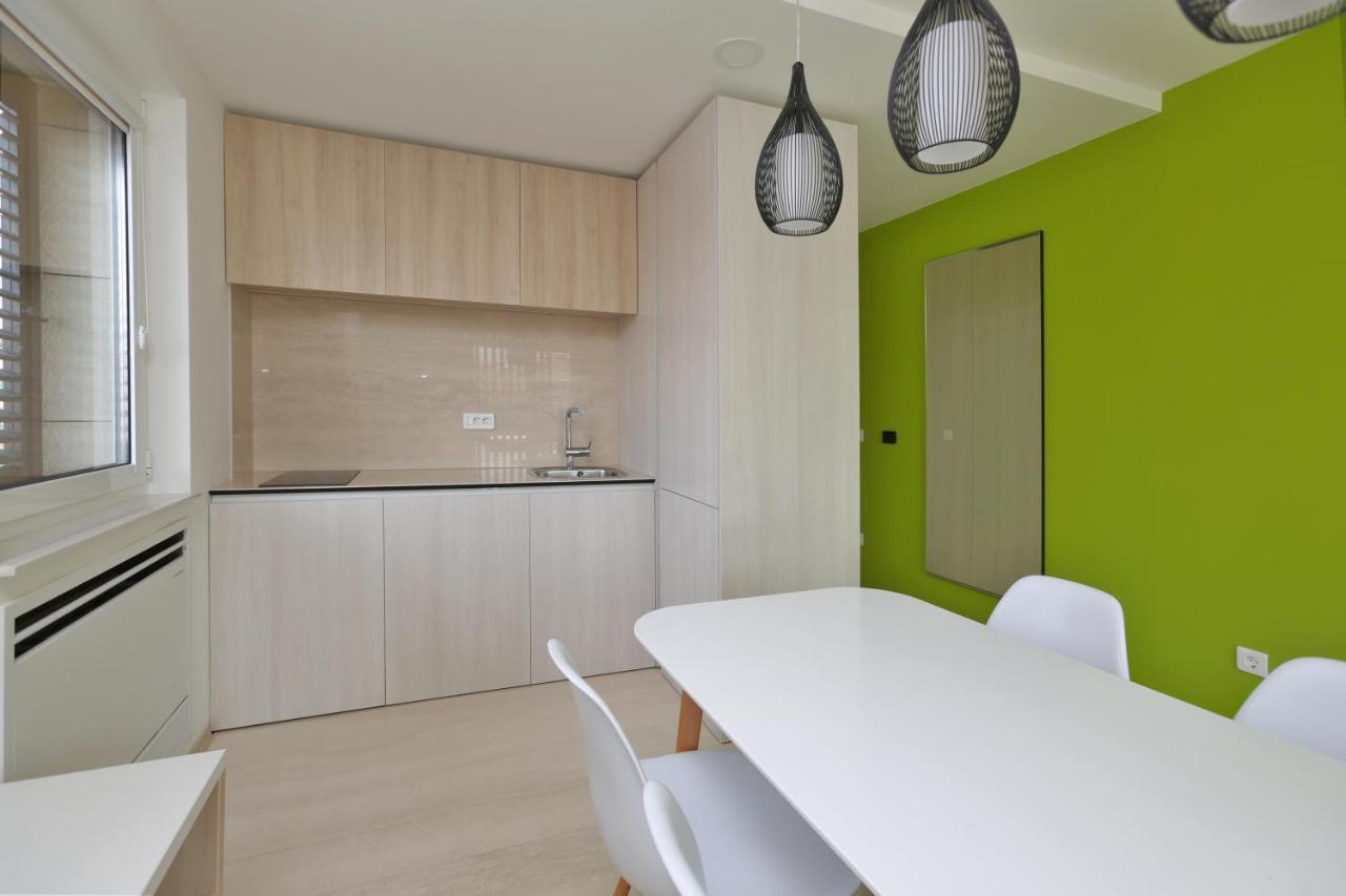 Magic Stone Apartments Baška Voda Exteriér fotografie